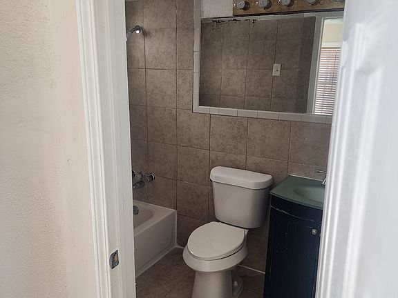 5th image of 3234 Littlejohn Ave #1