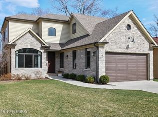 435 Ridge Rd, Highland Park, IL 60035