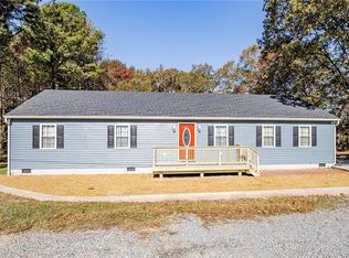 8493 Lee Davis Rd, Mechanicsville, VA 23116