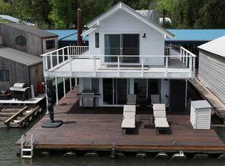 24800 NW Saint Helens Rd SLIP L-28, Portland, OR 97231