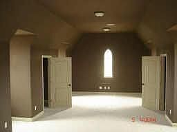 5th image of 235 Stanford Dr