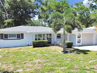 1476 Admiral Woodson Ln, Clearwater, FL, 33755