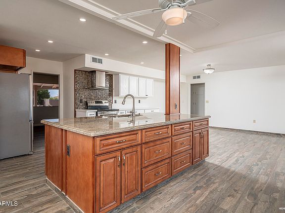 3rd image of 11859 N Mission Drive