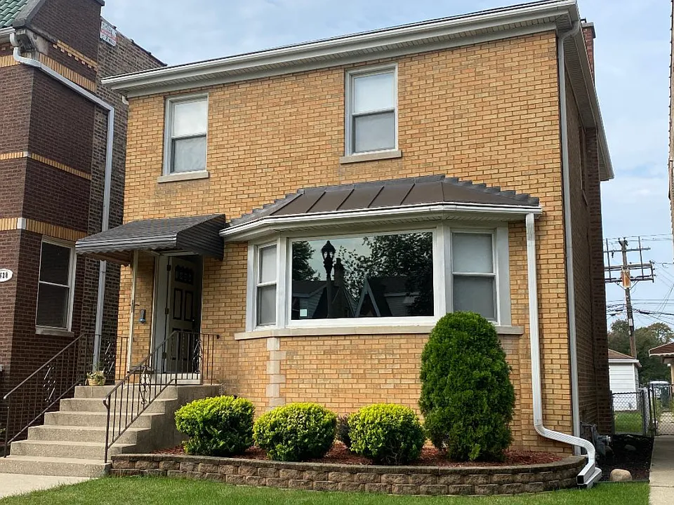1626 Maple Ave