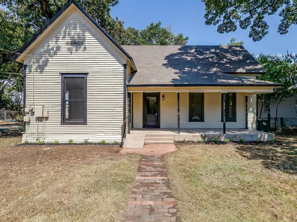 601 S Robinson St, Cleburne, TX 76031