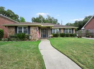 5811 Sylvia Dr, New Orleans, LA 70124