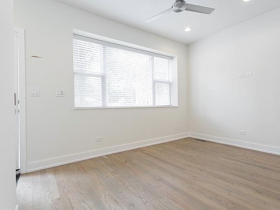 4th image of 1407 N Bosworth Ave APT 101