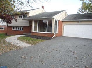 1018 S Hilton Rd, Wilmington, DE 19803