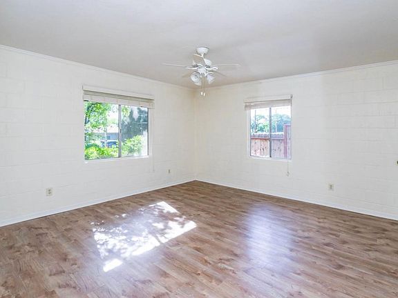 4th image of 18465 4th Ave #1