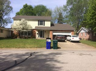 4099 N Sunderland Dr, Decatur, IL 62526