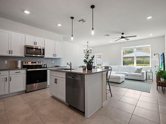 4th image of 3248 Watercress Drive