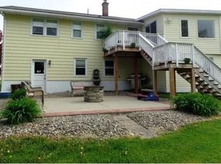 8206 Goodman Dr, Urbandale, IA 50322