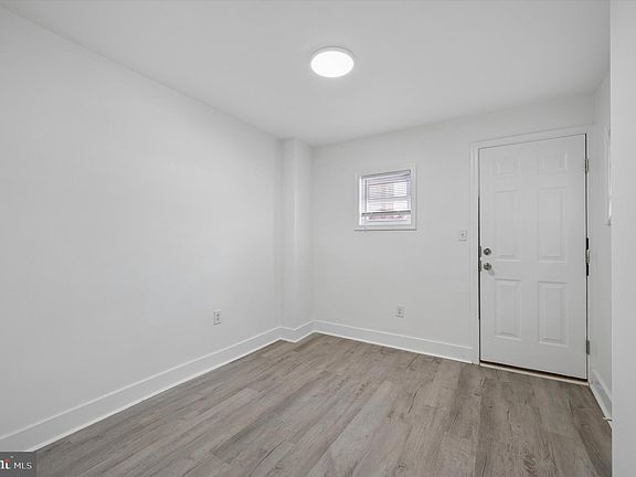 2nd image of 2522 N Opal St