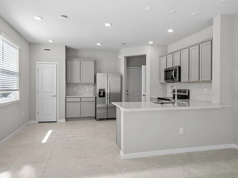 2737 Bright Bird Ln — Photo 10