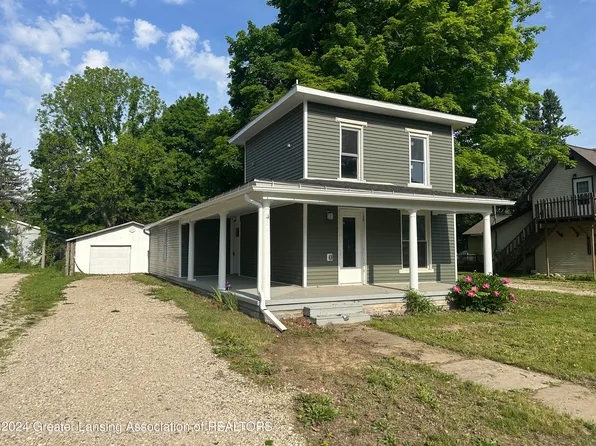 341 N State St, Nashville, MI 49073