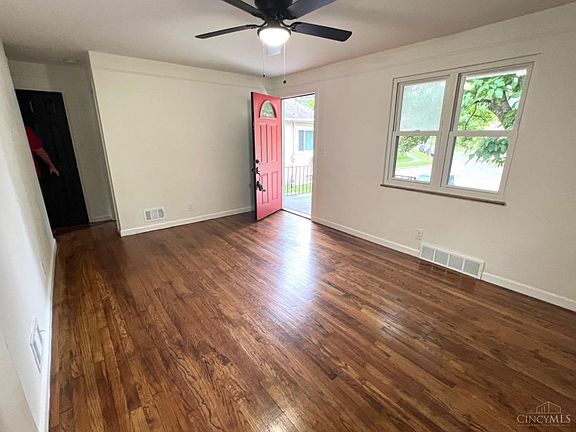 3rd image of 6536 Meis Ave
