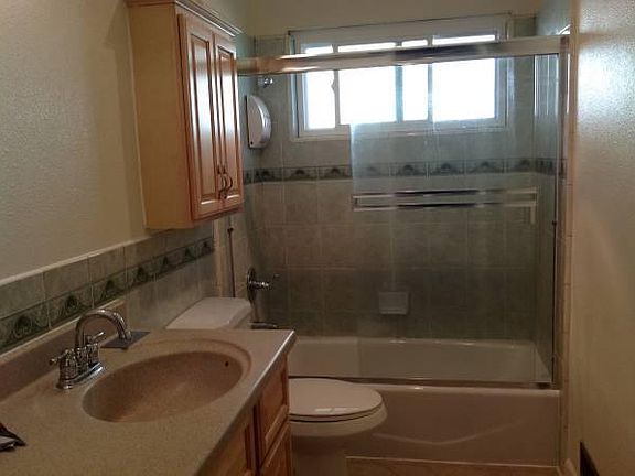 5th image of 2756 Grandview Dr
