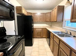 8108 E Gilbert St, Wichita, KS 67207