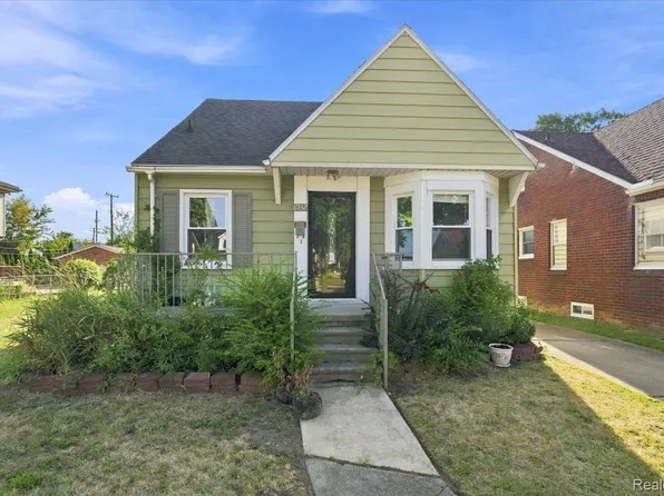 6932 Middlepointe St, Dearborn, MI 48126