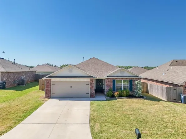 1911 Twisted Oak Ct, Shawnee, OK 74804