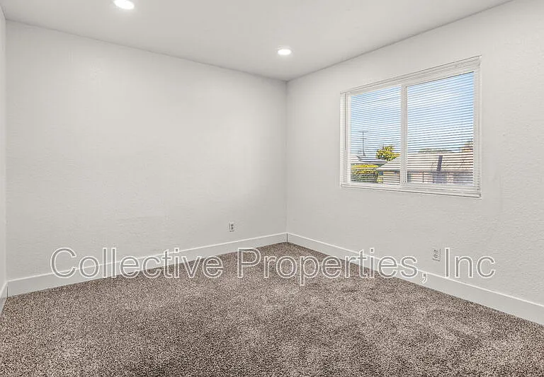 3965 Logan Ave #1 — Photo 12