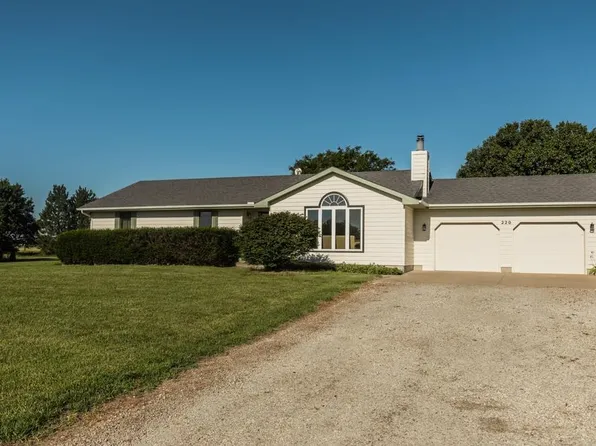 220 S Brenda Ln, Salina, KS 67401