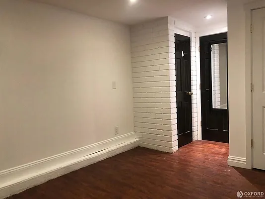 Rented by Oxford Property Group | media 41
