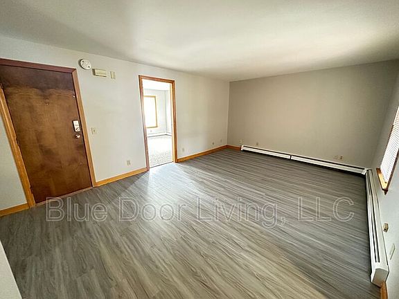 2nd image of 71 Vine St Unit B