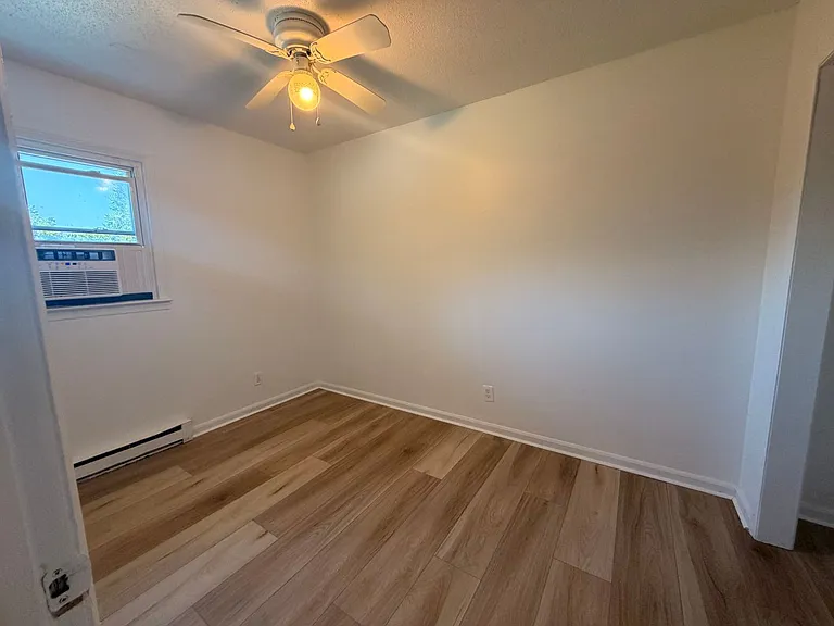 200 Memorial Park Dr — Photo 23