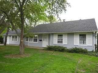 2nd image of 180 Franklin Dr