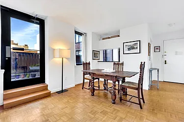 Rented by Cooper & Cooper Real Estate