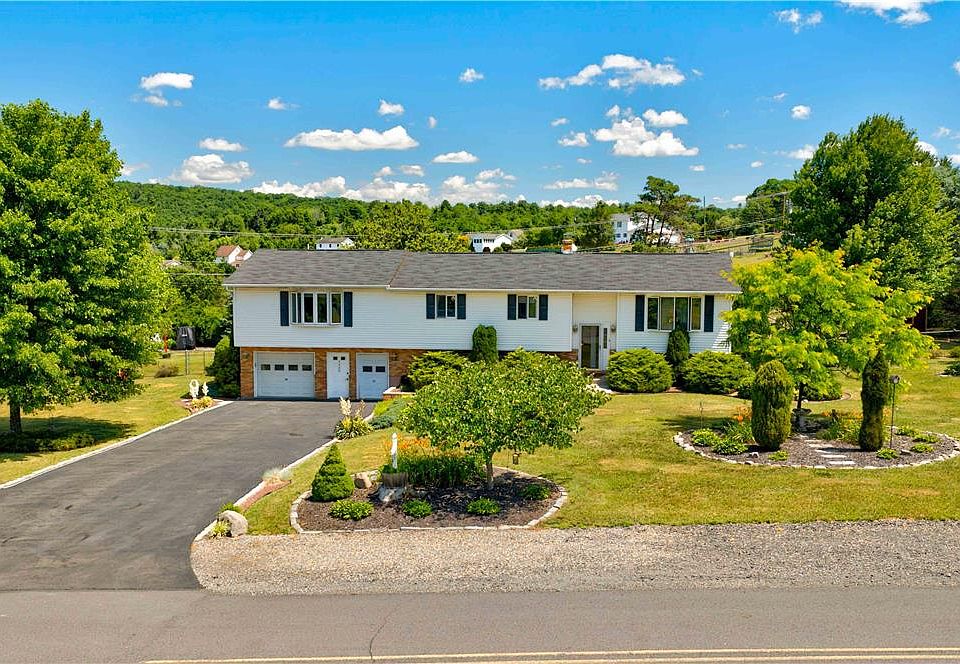 1st image of 3520 Sunset Cir