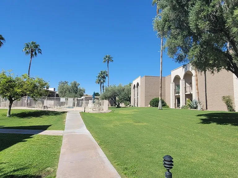 13624 N Saguaro Blvd #B118 — Photo 16