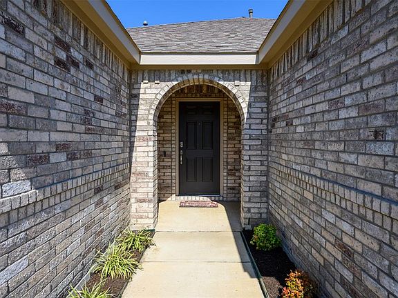 4th image of 2781 Tobias Ln