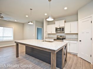 34 Holly Dr #A, Bentonville, AR 72712