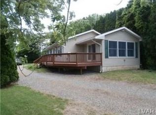 4942 Buckeye Rd, Emmaus, PA 18049