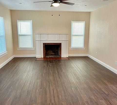 3rd image of 3942 E Kerckhoff Ave