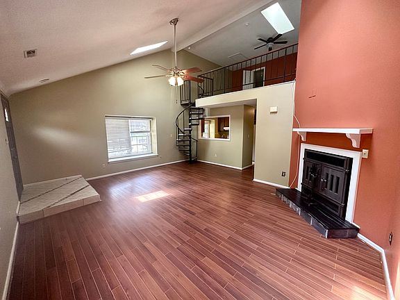 3rd image of 1 Lighthouse Way