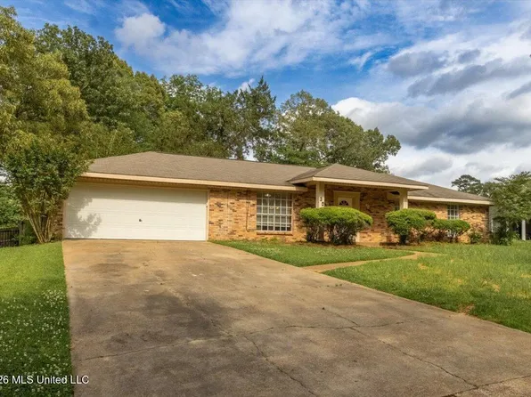 30 Fox Glen Cv, Brandon, MS 39042