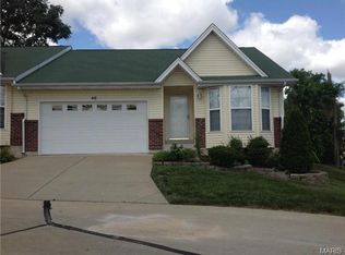 412 Cardinal Commons Ct, Saint Peters, MO 63376