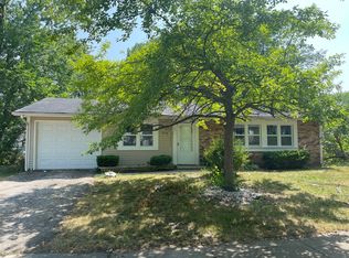 859 Summit Ln, Bolingbrook, IL 60440