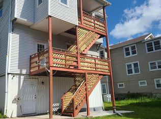 18 Clifton Ave #3, Ansonia, CT 06401