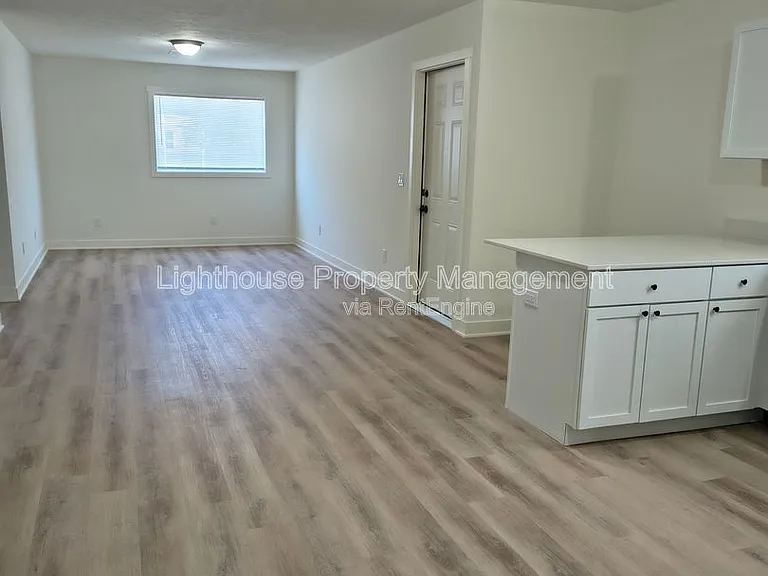 313 Orchard Ave #2 — Photo 17
