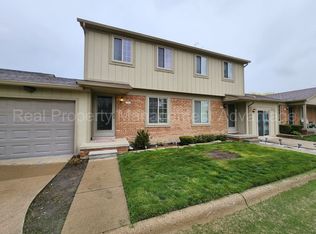 2385 Old Kent Rd W, Warren, MI 48091