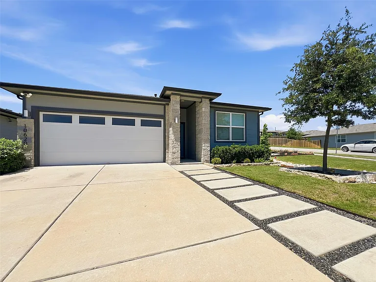 10620 Deaton Ln — Photo 15