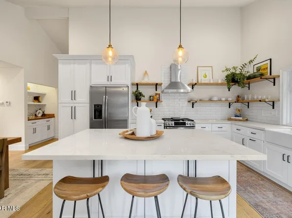 27549 Country Glen Rd, Agoura Hills, CA 91301