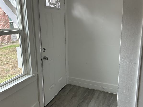 1242 Chemeketa St NE