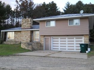 5879 County Road A, Amherst, WI 54406