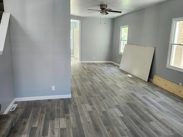 1210 Rankine Ave — Photo 5