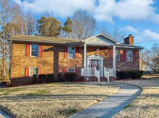 2808 Barker Ct, Winston Salem, NC 27107